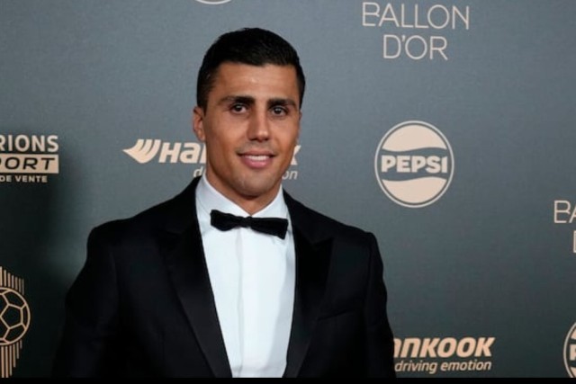 Score90排皇马+巴黎阵容：维尼修斯、姆巴佩、登贝莱三叉戟