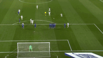 雷迪克：斯玛特是每日观察状态，希望能出战NBA杯1／4决赛